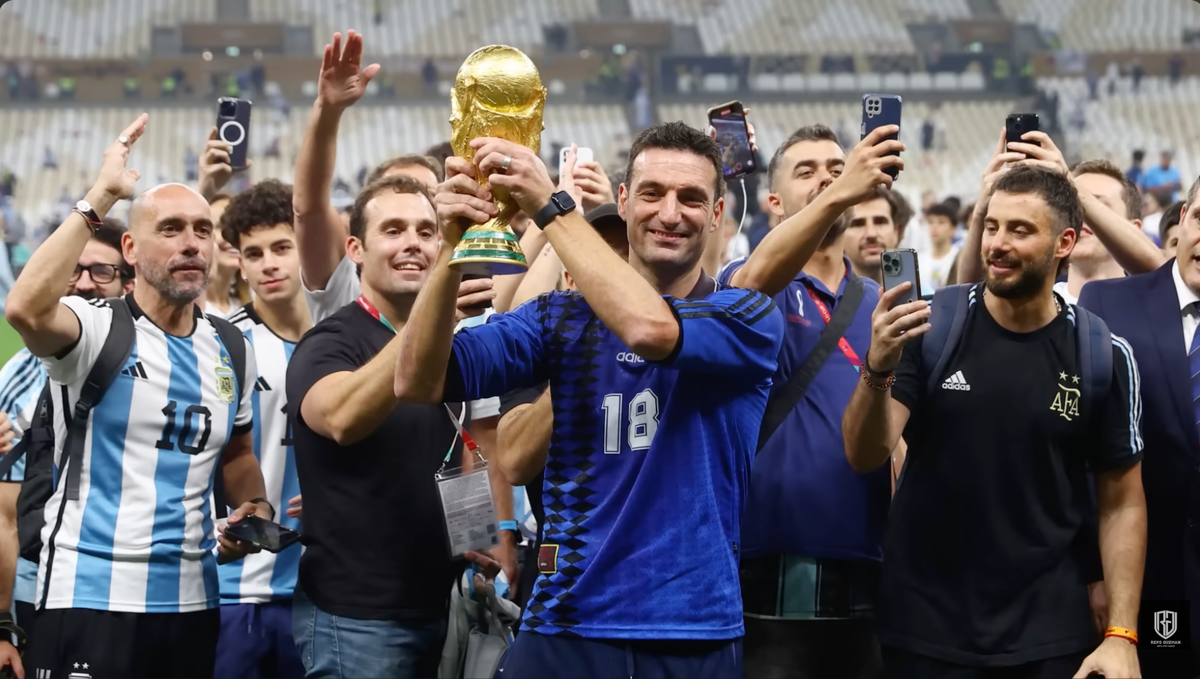 Universo Valdano con Lionel Scaloni